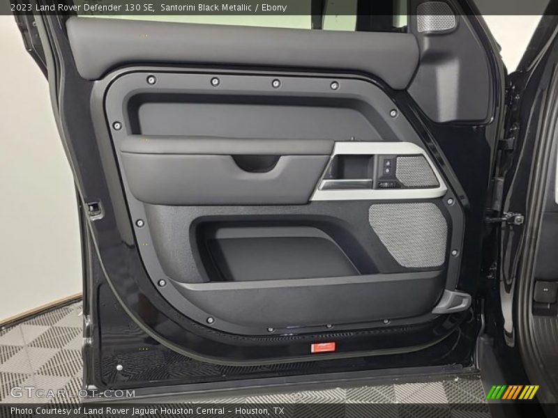 Santorini Black Metallic / Ebony 2023 Land Rover Defender 130 SE