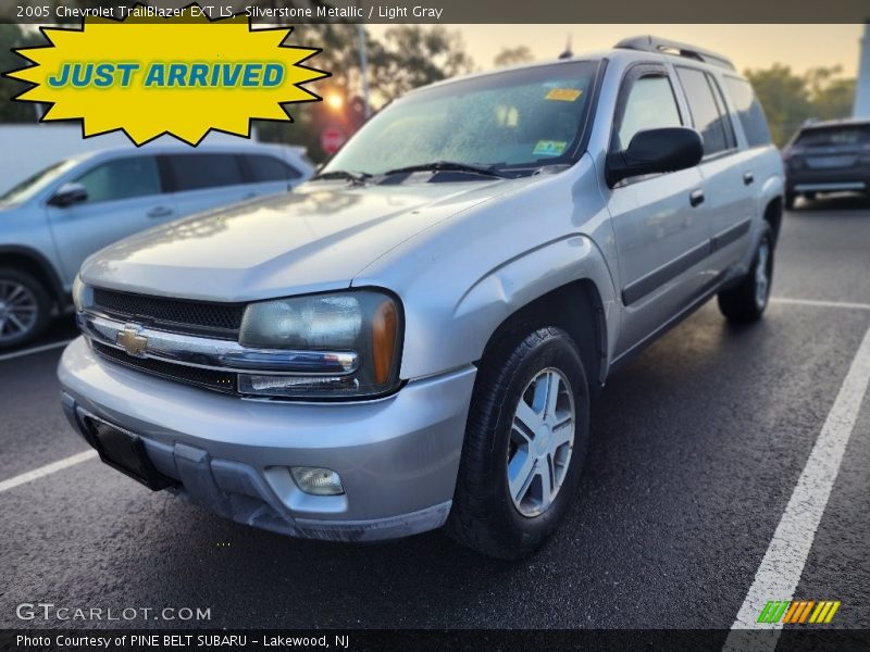 Silverstone Metallic / Light Gray 2005 Chevrolet TrailBlazer EXT LS