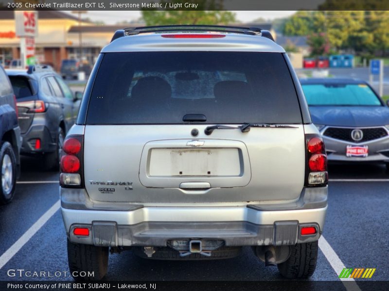 Silverstone Metallic / Light Gray 2005 Chevrolet TrailBlazer EXT LS
