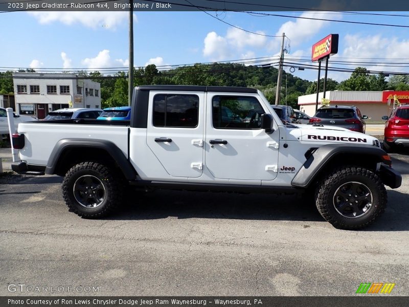 Bright White / Black 2023 Jeep Gladiator Rubicon 4x4
