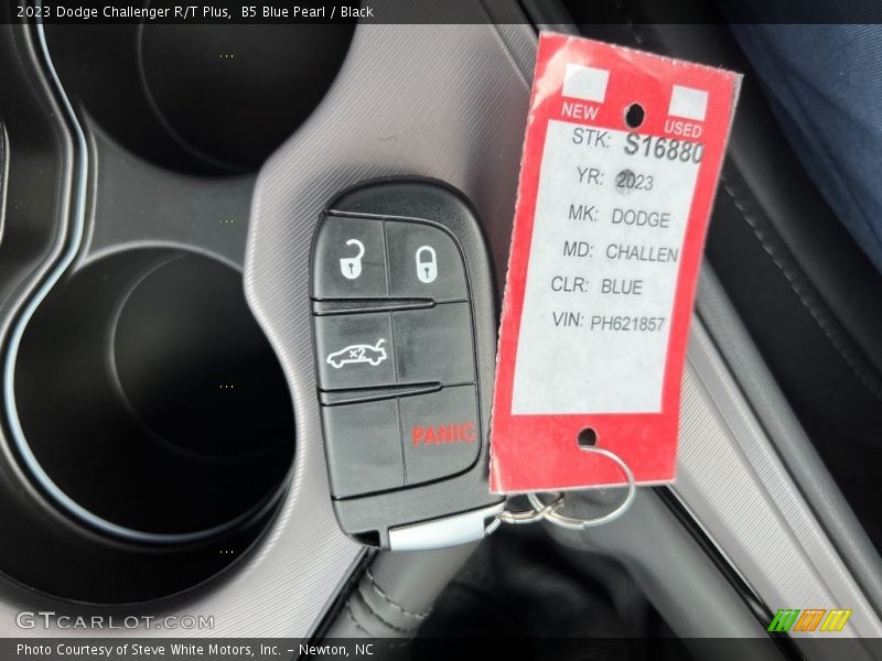 B5 Blue Pearl / Black 2023 Dodge Challenger R/T Plus