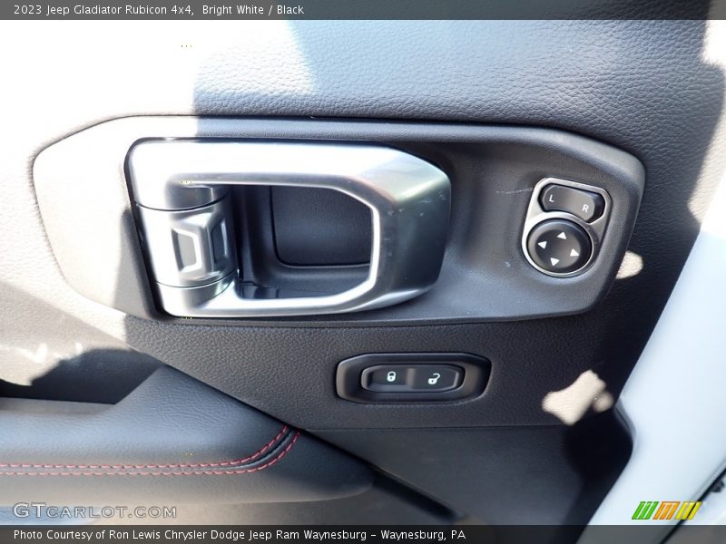 Bright White / Black 2023 Jeep Gladiator Rubicon 4x4
