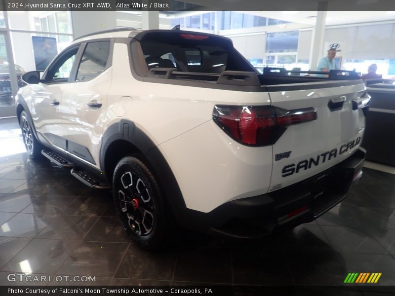 Atlas White / Black 2024 Hyundai Santa Cruz XRT AWD