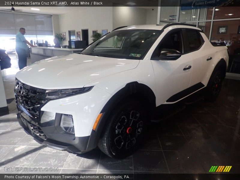 Atlas White / Black 2024 Hyundai Santa Cruz XRT AWD