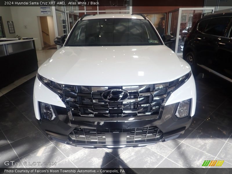 Atlas White / Black 2024 Hyundai Santa Cruz XRT AWD