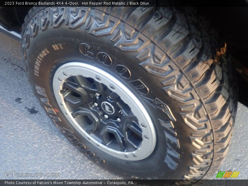 Hot Pepper Red Metallic / Black Onyx 2023 Ford Bronco Badlands 4X4 4-Door