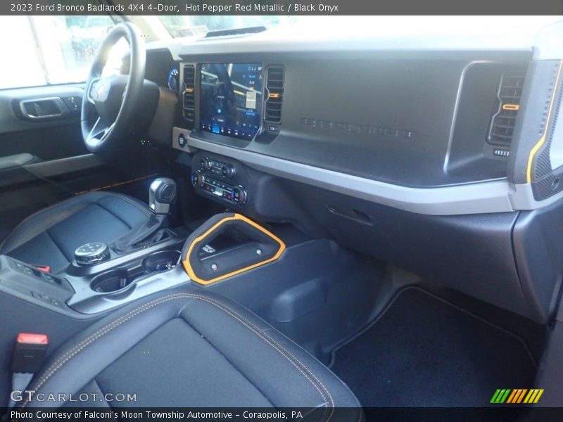 Hot Pepper Red Metallic / Black Onyx 2023 Ford Bronco Badlands 4X4 4-Door