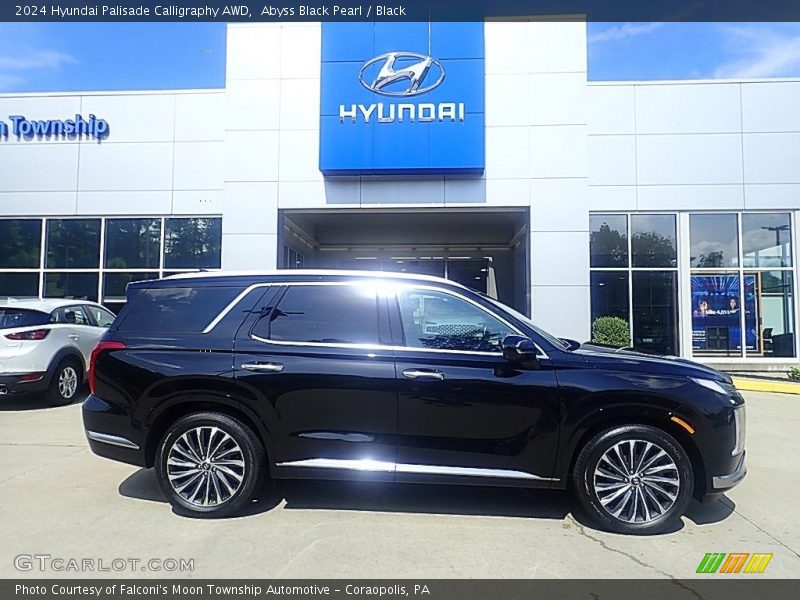 Abyss Black Pearl / Black 2024 Hyundai Palisade Calligraphy AWD