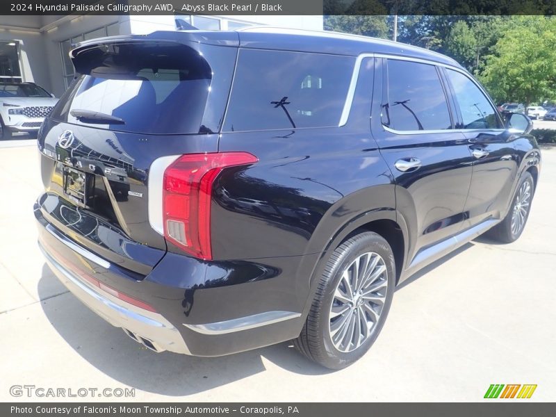 Abyss Black Pearl / Black 2024 Hyundai Palisade Calligraphy AWD