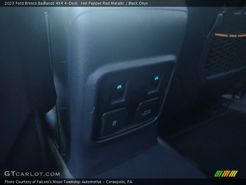 Hot Pepper Red Metallic / Black Onyx 2023 Ford Bronco Badlands 4X4 4-Door