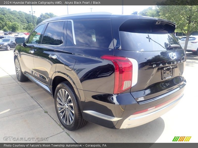 Abyss Black Pearl / Black 2024 Hyundai Palisade Calligraphy AWD