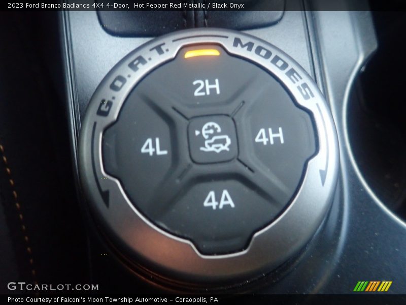 Hot Pepper Red Metallic / Black Onyx 2023 Ford Bronco Badlands 4X4 4-Door