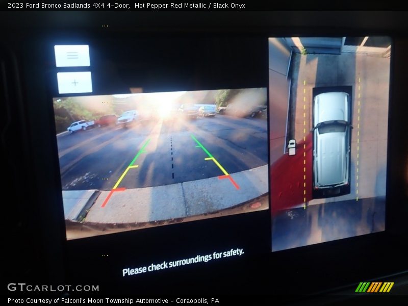 Hot Pepper Red Metallic / Black Onyx 2023 Ford Bronco Badlands 4X4 4-Door