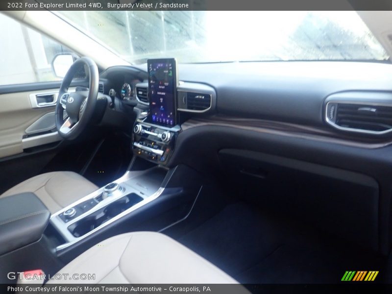Burgundy Velvet / Sandstone 2022 Ford Explorer Limited 4WD