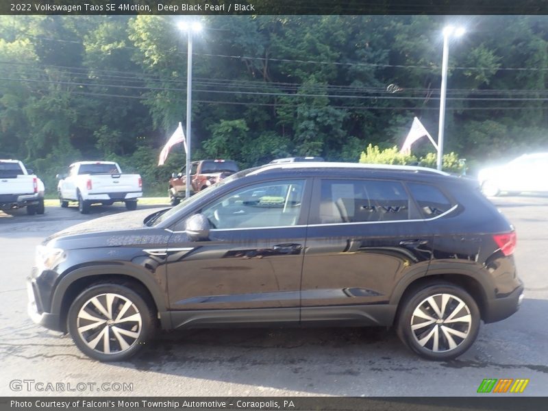 Deep Black Pearl / Black 2022 Volkswagen Taos SE 4Motion