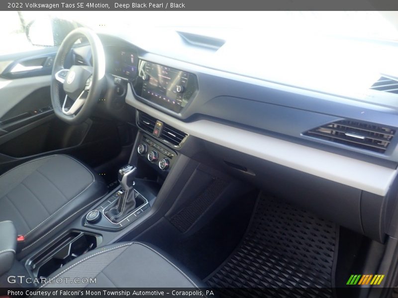 Deep Black Pearl / Black 2022 Volkswagen Taos SE 4Motion