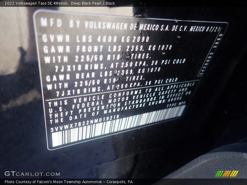Deep Black Pearl / Black 2022 Volkswagen Taos SE 4Motion