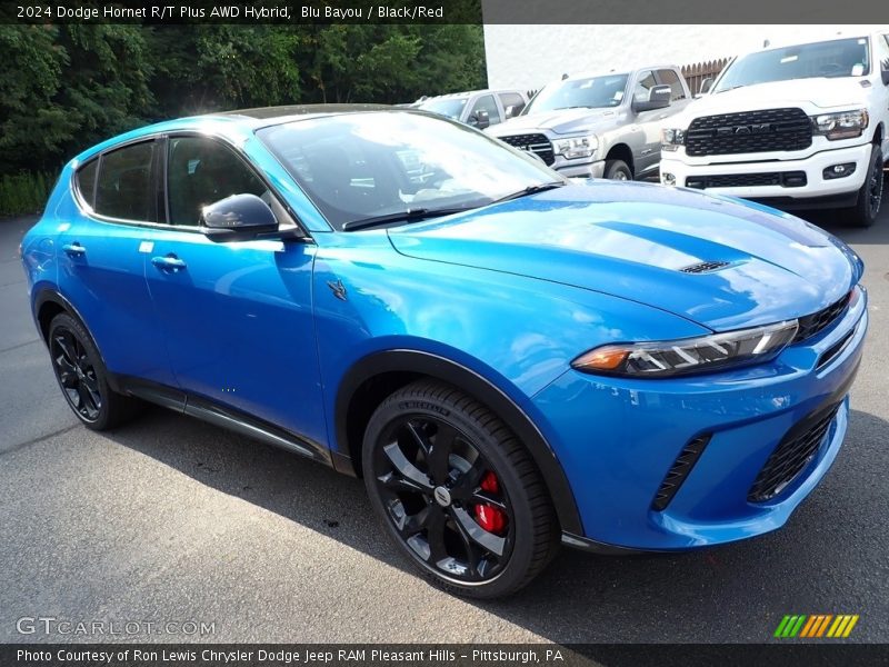 Front 3/4 View of 2024 Hornet R/T Plus AWD Hybrid