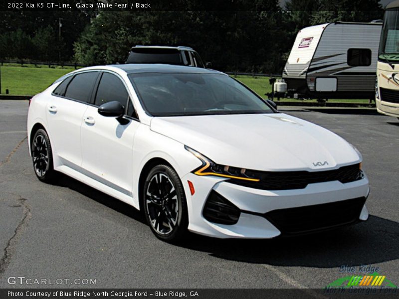 Glacial White Pearl / Black 2022 Kia K5 GT-Line
