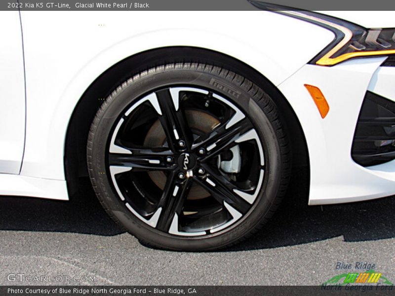 Glacial White Pearl / Black 2022 Kia K5 GT-Line