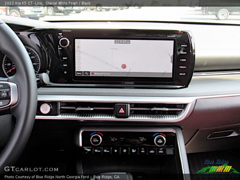 Glacial White Pearl / Black 2022 Kia K5 GT-Line