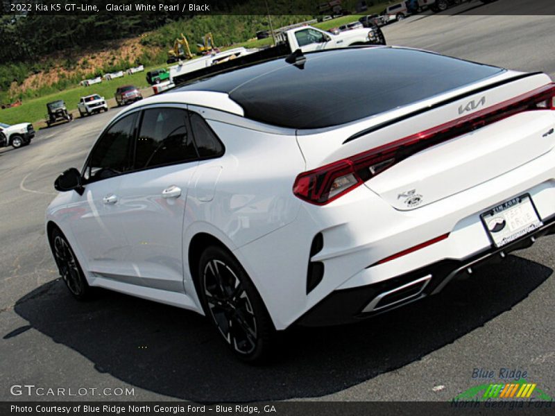 Glacial White Pearl / Black 2022 Kia K5 GT-Line