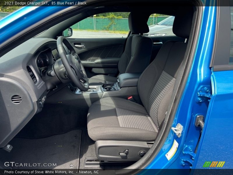 B5 Blue Pearl / Black 2023 Dodge Charger SXT