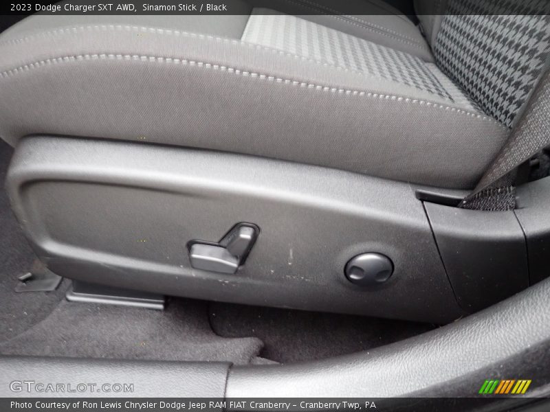 Sinamon Stick / Black 2023 Dodge Charger SXT AWD