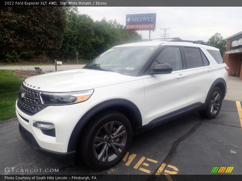 Star White Metallic / Ebony 2022 Ford Explorer XLT 4WD