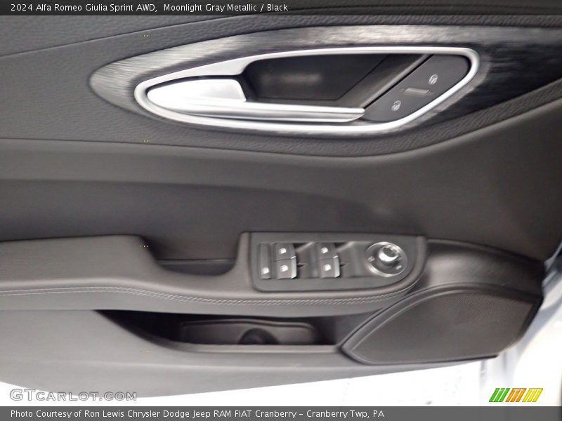 Moonlight Gray Metallic / Black 2024 Alfa Romeo Giulia Sprint AWD