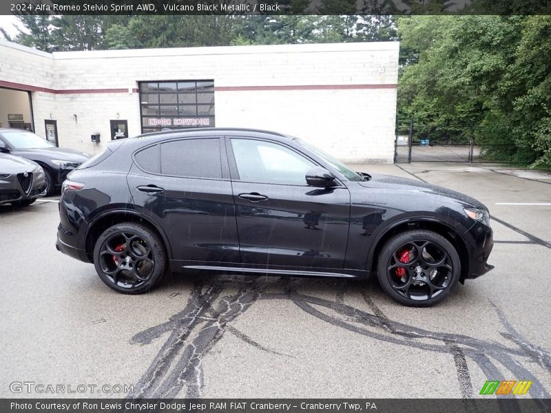 Vulcano Black Metallic / Black 2024 Alfa Romeo Stelvio Sprint AWD