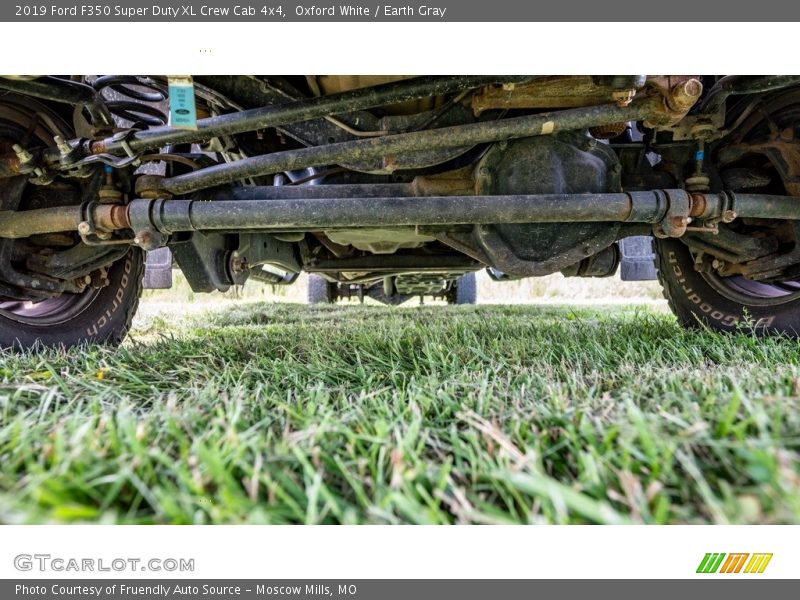 Oxford White / Earth Gray 2019 Ford F350 Super Duty XL Crew Cab 4x4