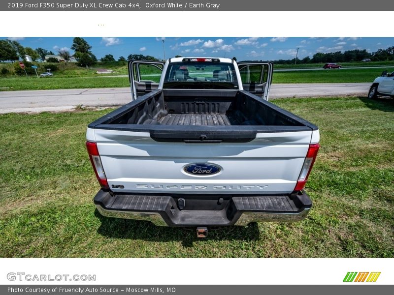 Oxford White / Earth Gray 2019 Ford F350 Super Duty XL Crew Cab 4x4