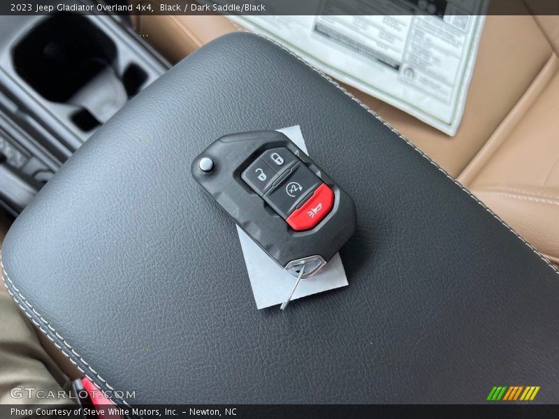 Keys of 2023 Gladiator Overland 4x4