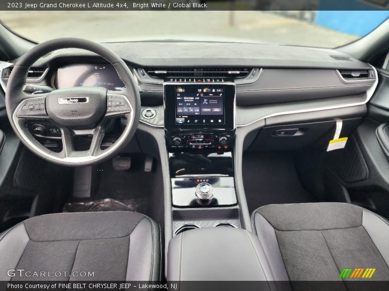 Bright White / Global Black 2023 Jeep Grand Cherokee L Altitude 4x4