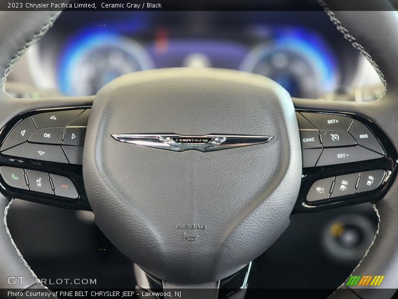 Ceramic Gray / Black 2023 Chrysler Pacifica Limited