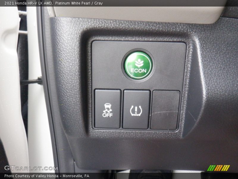 Platinum White Pearl / Gray 2021 Honda HR-V LX AWD