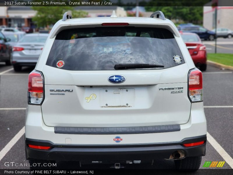 Crystal White Pearl / Gray 2017 Subaru Forester 2.5i Premium