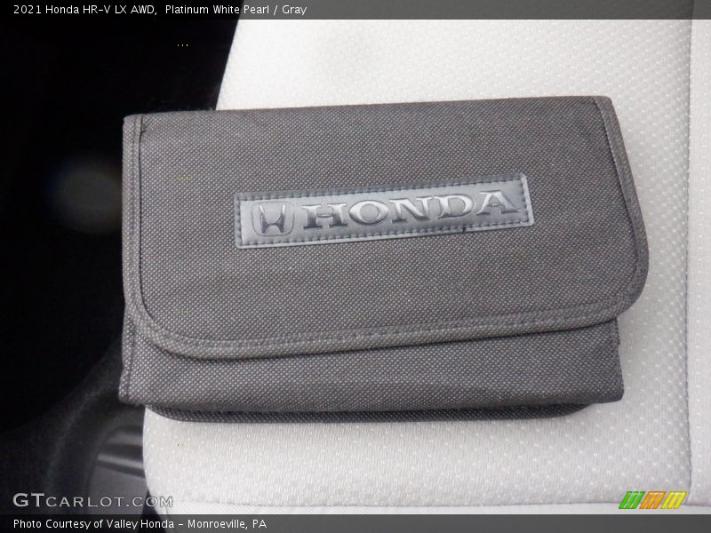 Platinum White Pearl / Gray 2021 Honda HR-V LX AWD