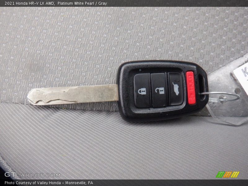 Platinum White Pearl / Gray 2021 Honda HR-V LX AWD