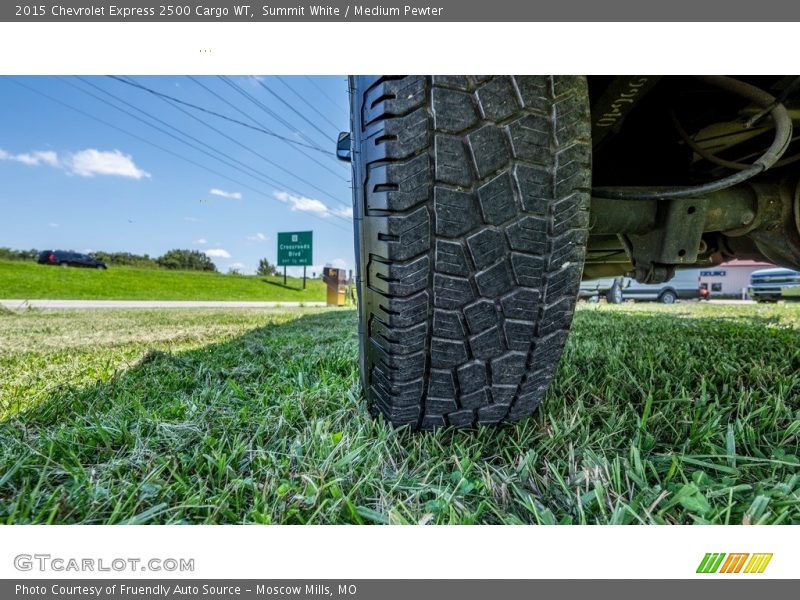 Summit White / Medium Pewter 2015 Chevrolet Express 2500 Cargo WT