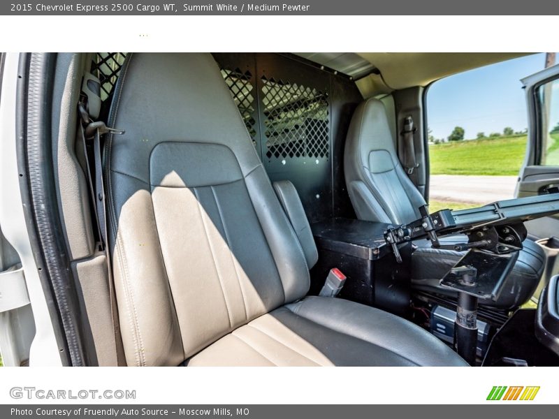 Summit White / Medium Pewter 2015 Chevrolet Express 2500 Cargo WT
