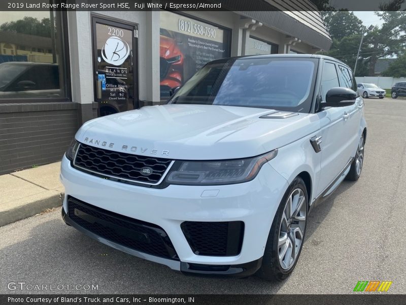 Fuji White / Espresso/Almond 2019 Land Rover Range Rover Sport HSE