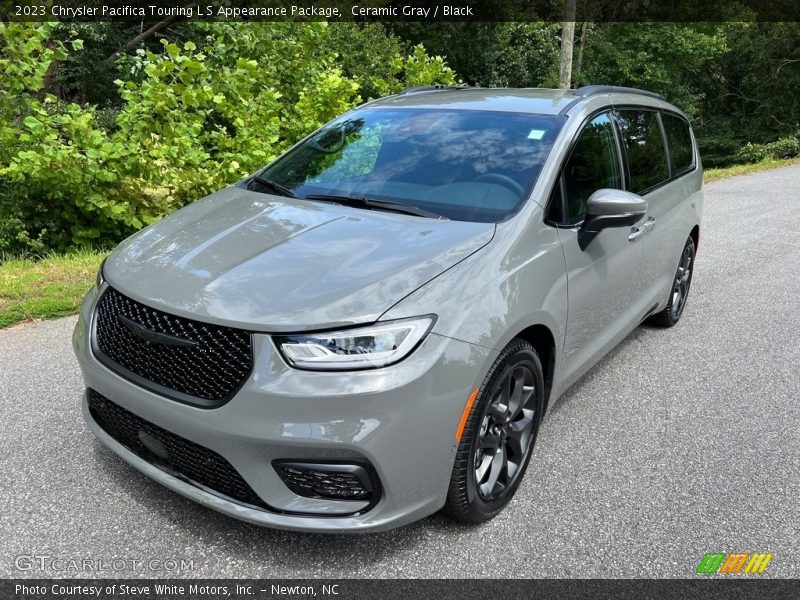 Ceramic Gray / Black 2023 Chrysler Pacifica Touring L S Appearance Package