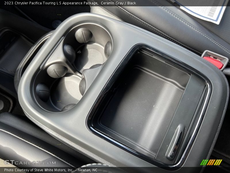 Ceramic Gray / Black 2023 Chrysler Pacifica Touring L S Appearance Package