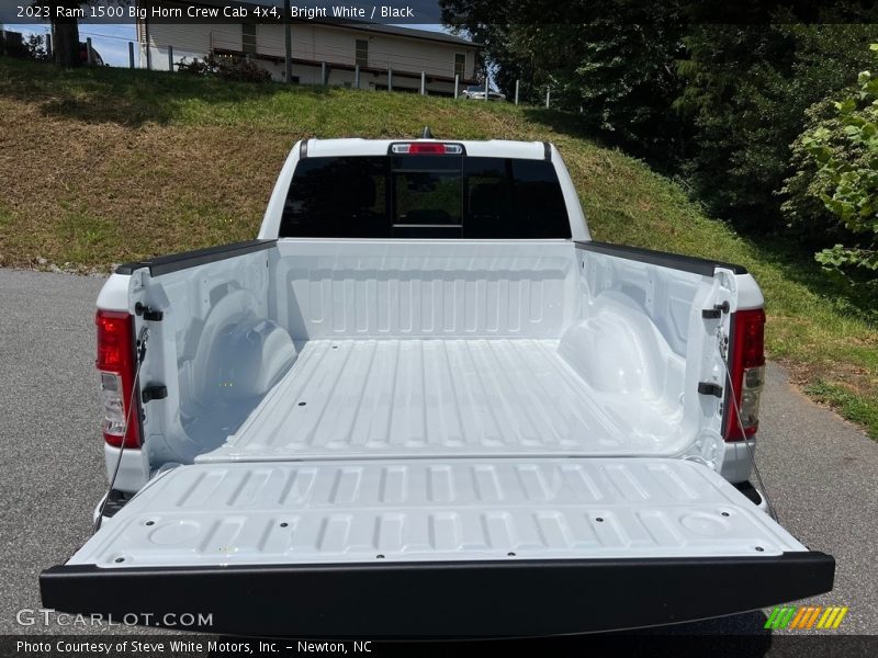 Bright White / Black 2023 Ram 1500 Big Horn Crew Cab 4x4