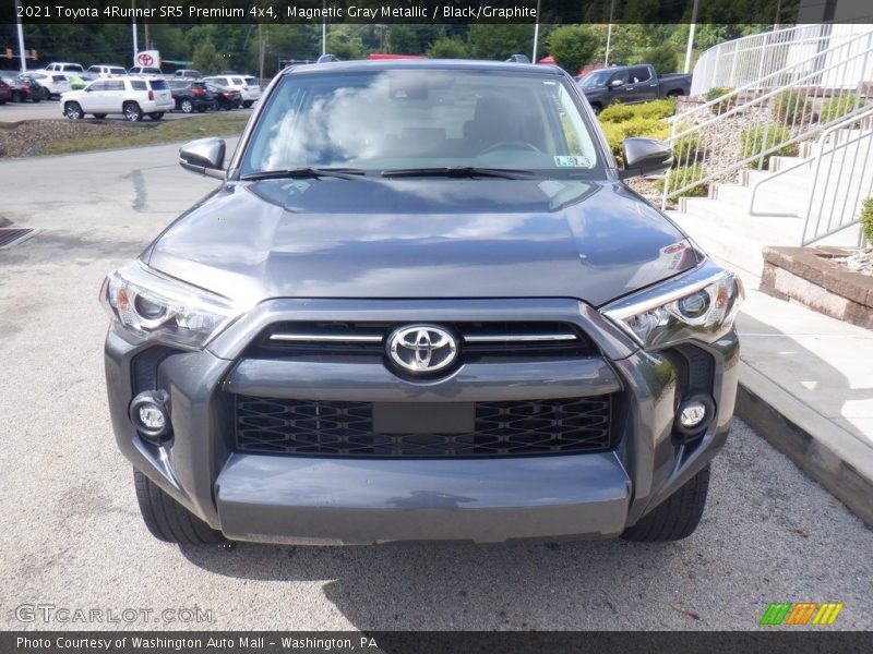 Magnetic Gray Metallic / Black/Graphite 2021 Toyota 4Runner SR5 Premium 4x4