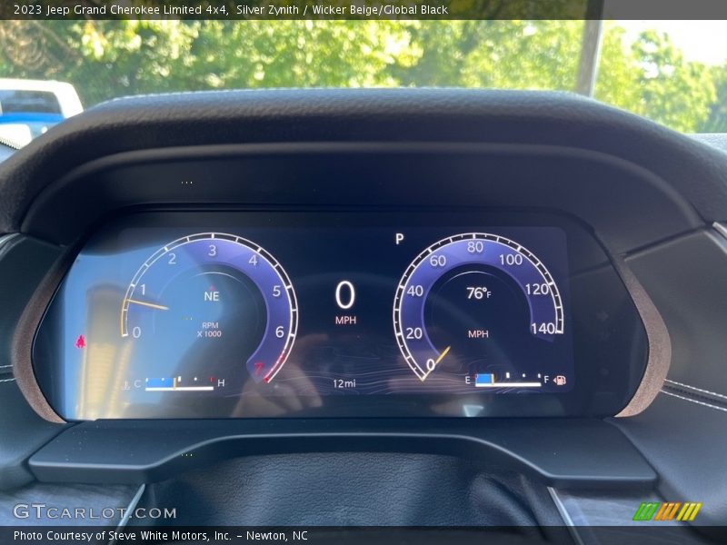 2023 Grand Cherokee Limited 4x4 Limited 4x4 Gauges