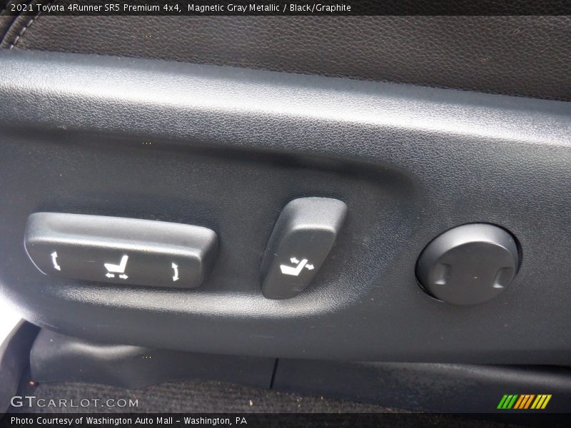 Magnetic Gray Metallic / Black/Graphite 2021 Toyota 4Runner SR5 Premium 4x4