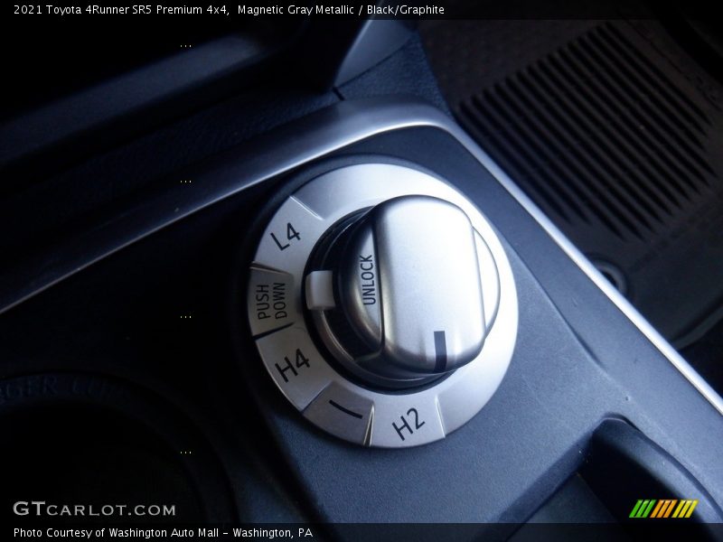 Magnetic Gray Metallic / Black/Graphite 2021 Toyota 4Runner SR5 Premium 4x4